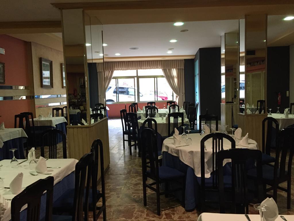 Hotel Restaurante Derby カルバジーニョ エクステリア 写真