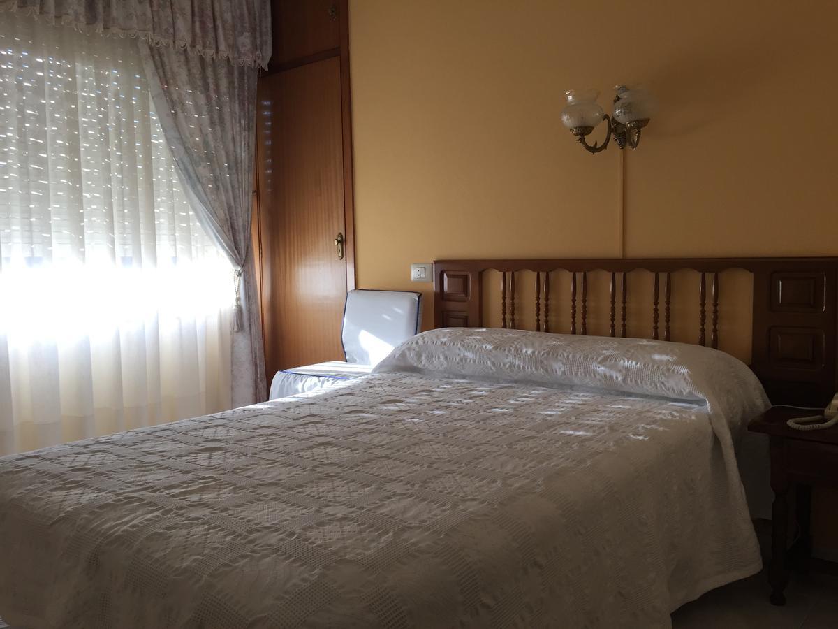 Hotel Restaurante Derby カルバジーニョ エクステリア 写真