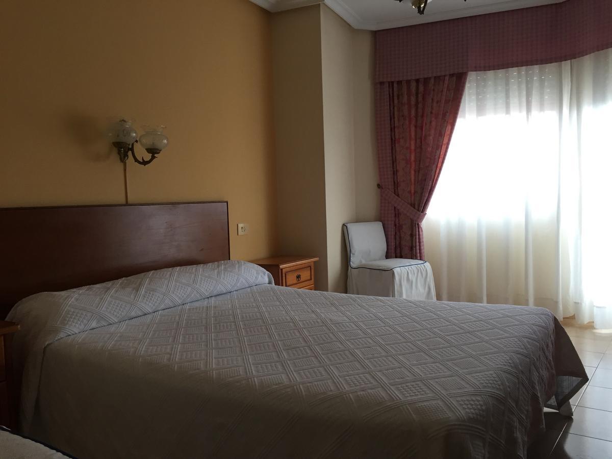 Hotel Restaurante Derby カルバジーニョ エクステリア 写真